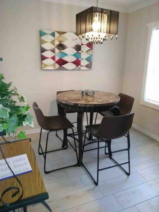 Charming 2 Bedroom Retreat Minutes From Downtown Tulsa Extérieur photo